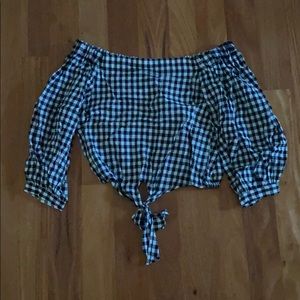 Checkered cropped top